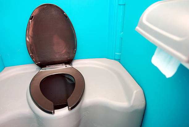 Best Portable restroom trailer rental  in Munhall, PA
