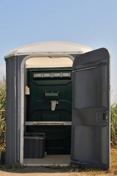 Best Portable toilet rental cost  in Munhall, PA